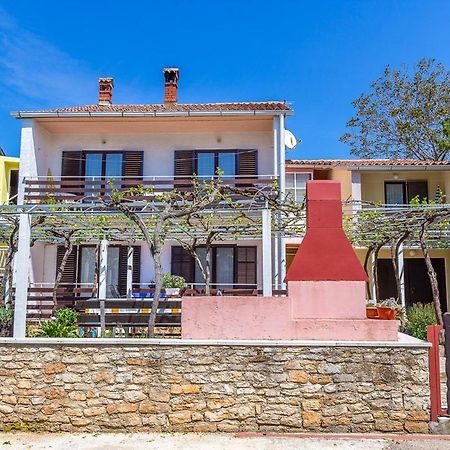 Apartments Dragica Valbandon Exterior photo